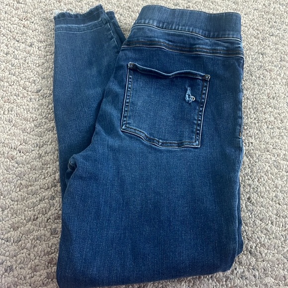 Spanx Distressed Ankle Skinny Jeans, Medium Wash - Picture 9 of 9